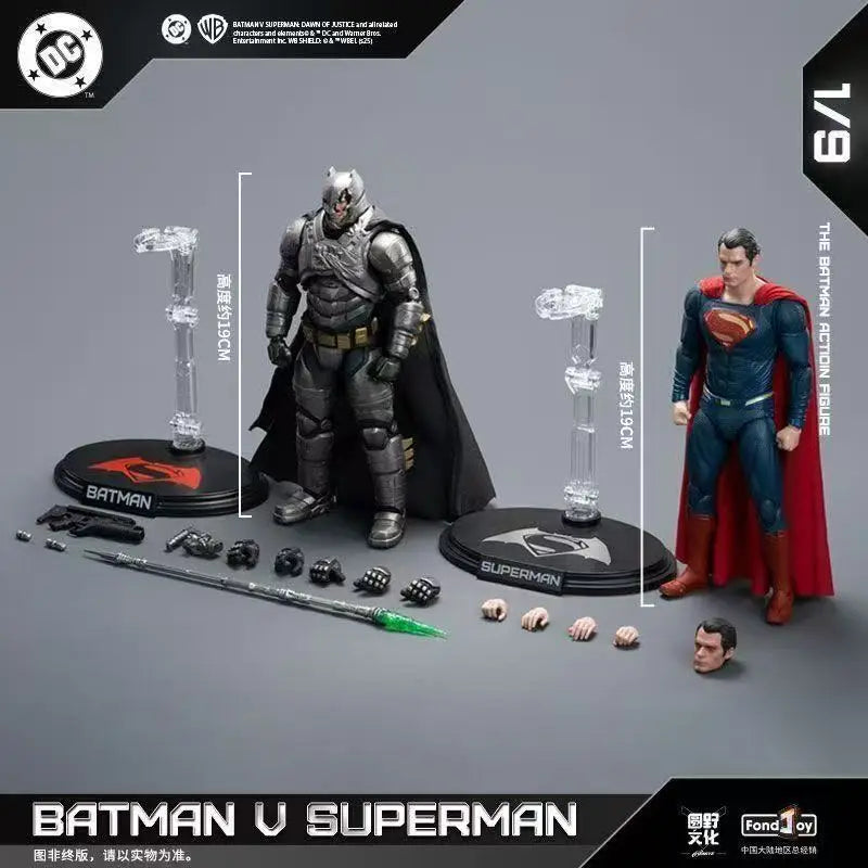 DC Batman v Superman 1/9 Collectors Figures – Armoured Batman vs Damaged Superman Movie Edition